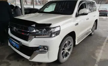 Toyota Land Cruiser 2021 года за 35 000 000 тг. в Алматы фото 1