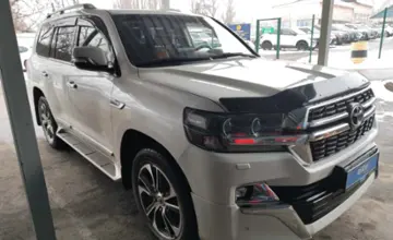 Toyota Land Cruiser 2021 года за 35 000 000 тг. в Алматы фото 3