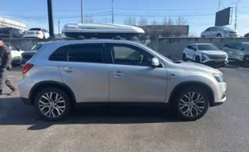 Mitsubishi Outlander 2018 года за 8 000 000 тг. в Шымкент фото 4