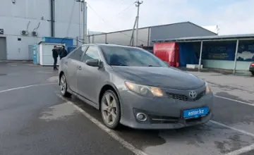 Toyota Camry 2013 года за 9 500 000 тг. в Шымкент фото 2