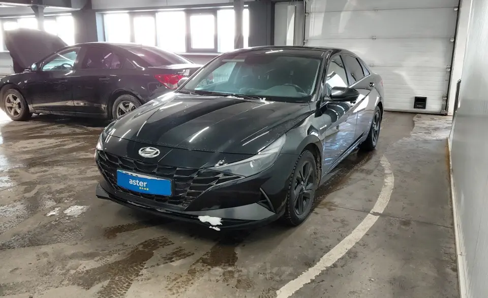 Hyundai Elantra 2023 года за 9 400 000 тг. в Астана