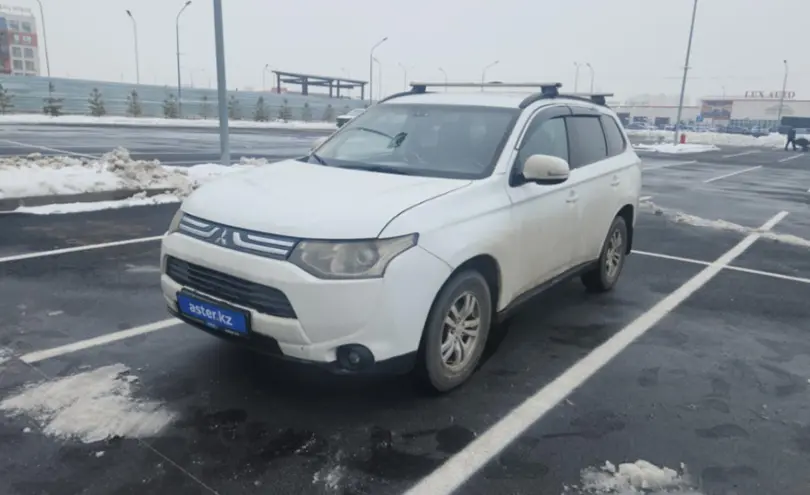 Mitsubishi Outlander 2013 года за 6 500 000 тг. в Алматы