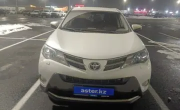 Toyota RAV4 2012 года за 9 000 000 тг. в Алматы фото 2