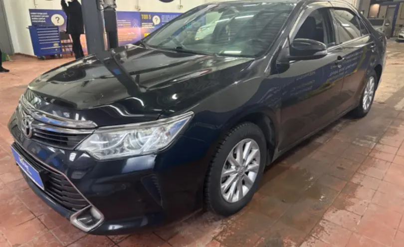 Toyota Camry 2015 года за 10 000 000 тг. в Астана