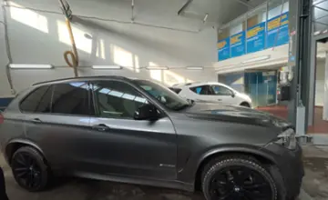 BMW X5 2018 года за 19 200 000 тг. в Астана фото 4