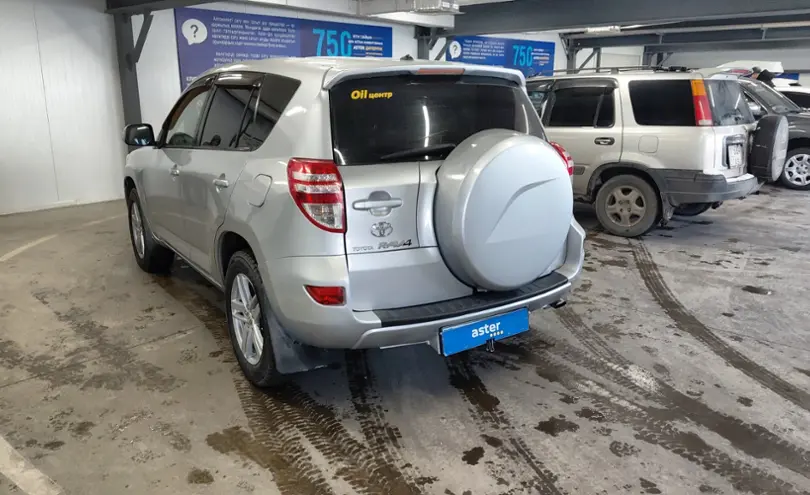 Toyota RAV4 2012 года за 7 800 000 тг. в Астана фото 4
