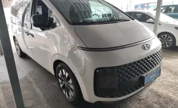 Hyundai Staria 2022 года за 18 000 000 тг. в Алматы фото 3