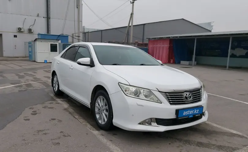 Toyota Camry 2013 года за 9 300 000 тг. в Шымкент фото 2