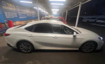 Toyota Camry 2025 года за 23 500 000 тг. в Алматы