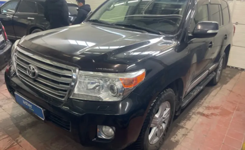 Toyota Land Cruiser 2013 года за 24 000 000 тг. в Астана