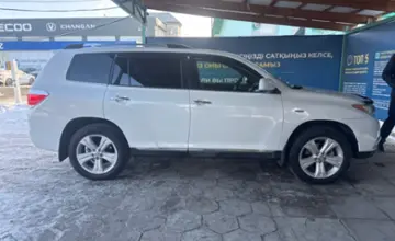 Toyota Highlander 2013 года за 12 000 000 тг. в Талдыкорган фото 4