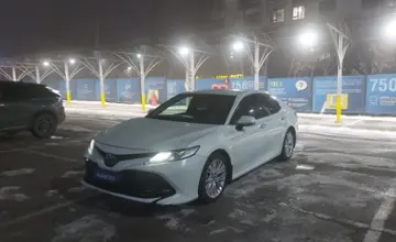 Toyota Camry 2019 года за 15 000 000 тг. в Алматы фото 1