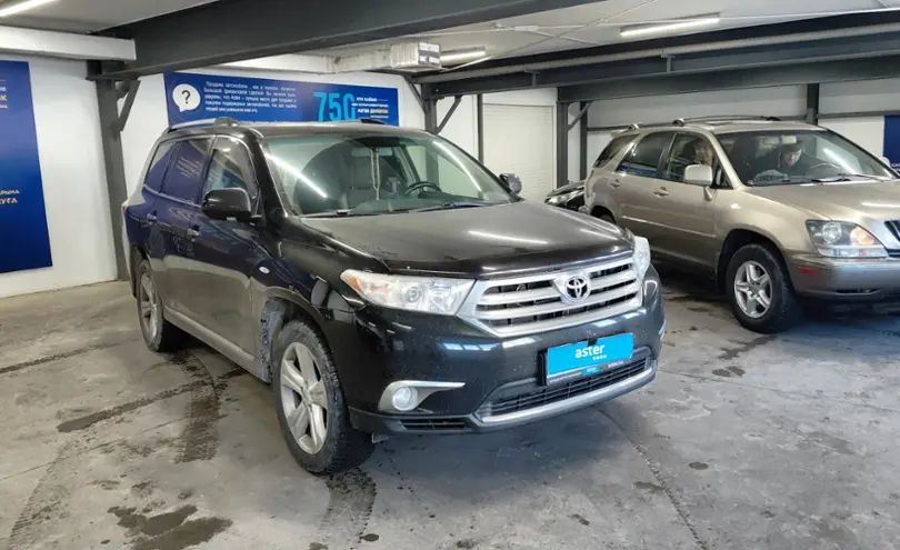 Toyota Highlander 2012 года за 11 800 000 тг. в Астана фото 2