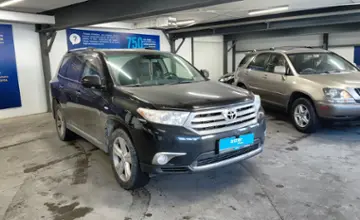 Toyota Highlander 2012 года за 13 000 000 тг. в Астана фото 2