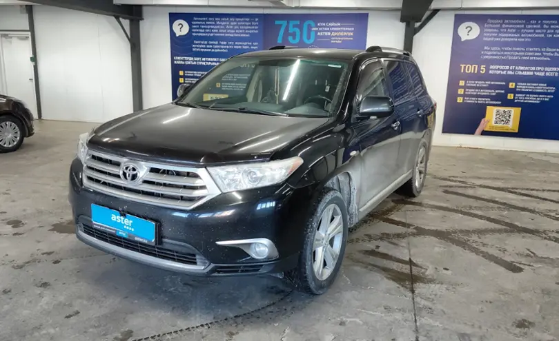 Toyota Highlander 2012 года за 12 200 000 тг. в Астана