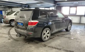 Toyota Highlander 2012 года за 13 000 000 тг. в Астана фото 3