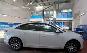 Chevrolet Cruze 2014 года за 3 700 000 тг. в Астана фото 4