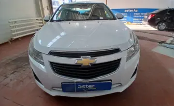 Chevrolet Cruze 2014 года за 3 700 000 тг. в Астана фото 2