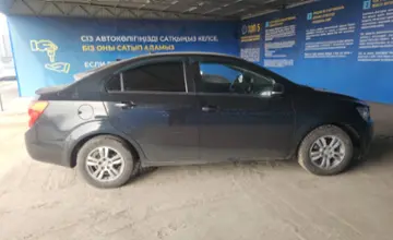 Chevrolet Aveo 2015 года за 3 000 000 тг. в Алматы фото 4