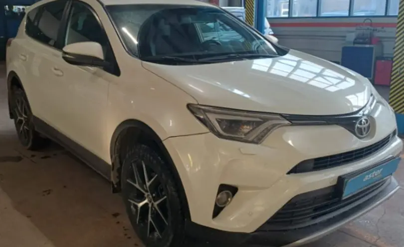 Toyota RAV4 2018 года за 12 000 000 тг. в Караганда фото 3