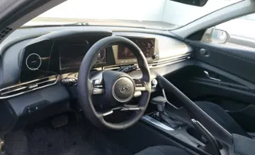 Hyundai Elantra 2020 года за 9 000 000 тг. в Шымкент фото 5