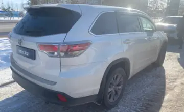 Toyota Highlander 2015 года за 10 500 000 тг. в Астана