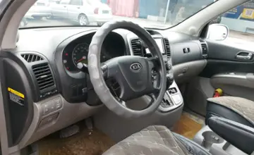 Kia Carnival 2008 года за 6 000 000 тг. в Шымкент фото 5