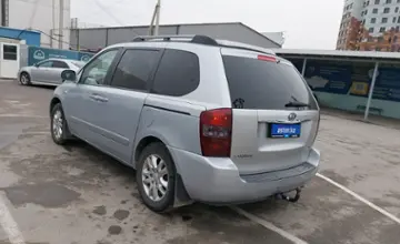 Kia Carnival 2008 года за 6 000 000 тг. в Шымкент фото 4