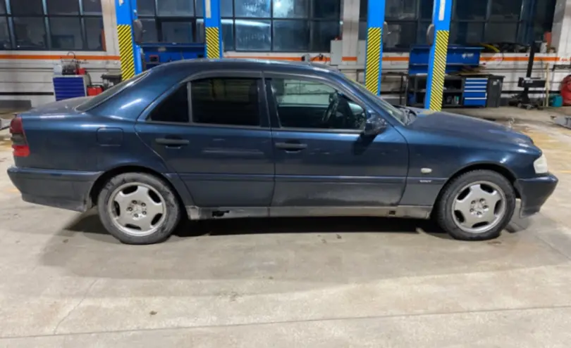 Mercedes-Benz C-Класс 1997 года за 2 000 000 тг. в Караганда фото 4