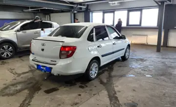 LADA (ВАЗ) Granta 2013 года за 3 100 000 тг. в Астана фото 3