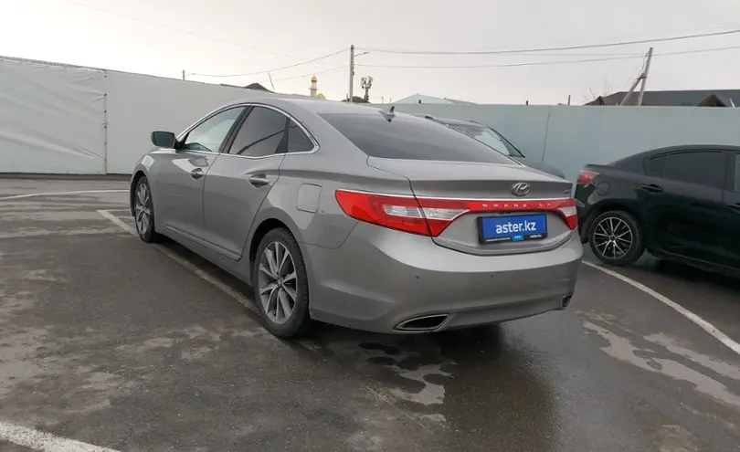 Hyundai Grandeur 2011 года за 9 500 000 тг. в Шымкент фото 4