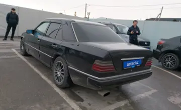 Mercedes-Benz E-Класс 1994 года за 1 500 000 тг. в Шымкент фото 4