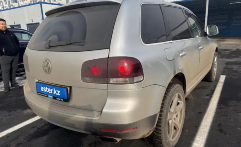 Volkswagen Touareg 2008 года за 5 000 000 тг. в Алматы фото 5