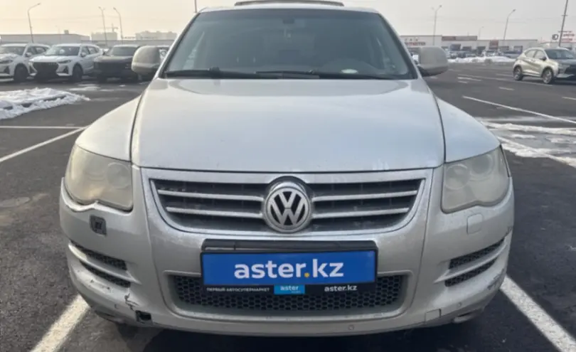 Volkswagen Touareg 2008 года за 5 000 000 тг. в Алматы фото 2