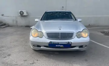 Mercedes-Benz C-Класс 2002 года за 3 000 000 тг. в Тараз фото 2