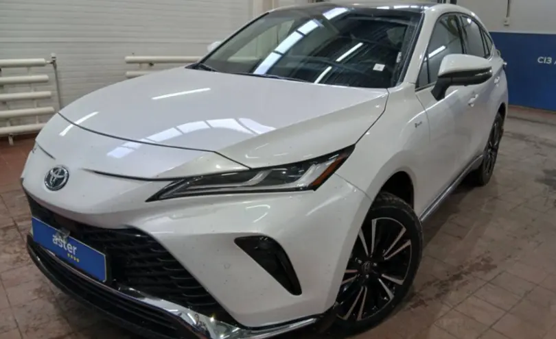 Toyota Venza 2025 года за 33 000 000 тг. в Астана