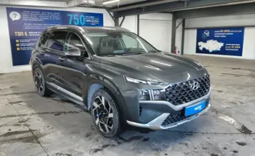 Hyundai Santa Fe 2022 года за 17 500 000 тг. в Астана фото 2