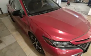 Toyota Camry 2019 года за 12 000 000 тг. в Актобе фото 3