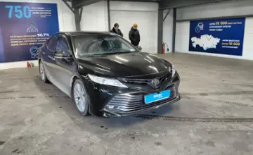 Toyota Camry 2018 года за 16 000 000 тг. в Астана фото 2