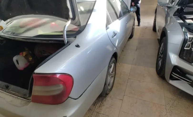 Toyota Camry 2003 года за 3 600 000 тг. в Актобе фото 5