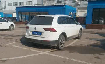 Volkswagen Tiguan 2018 года за 10 000 000 тг. в Алматы фото 3