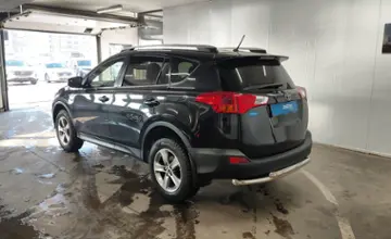 Toyota RAV4 2015 года за 10 000 000 тг. в Астана фото 4