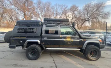 Toyota Land Cruiser 2021 года за 35 000 000 тг. в Алматы фото 4