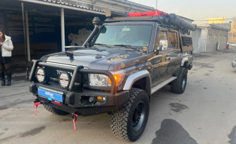 Toyota Land Cruiser 2021 года за 35 000 000 тг. в Алматы