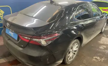 Toyota Camry 2021 года за 12 900 000 тг. в Астана