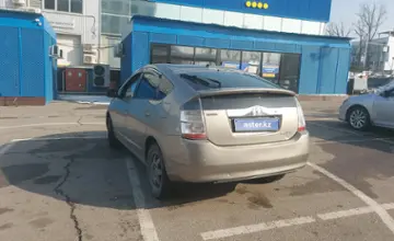 Toyota Prius 2006 года за 4 000 000 тг. в Алматы фото 4