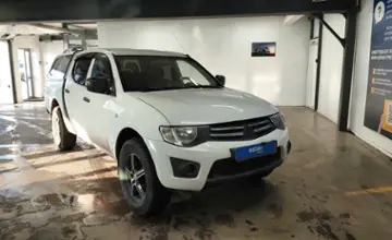 Mitsubishi L200 2012 года за 6 000 000 тг. в Астана фото 2