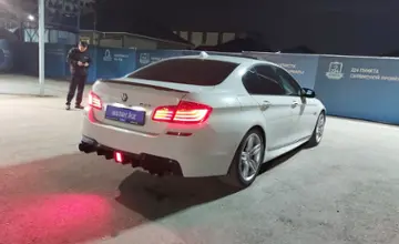 BMW 5 серии 2015 года за 13 000 000 тг. в Шымкент фото 3