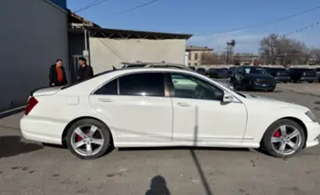 Mercedes-Benz S-Класс 2006 года за 7 000 000 тг. в Тараз фото 4