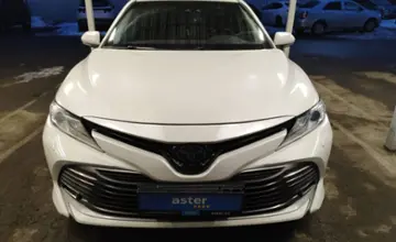 Toyota Camry 2020 года за 13 500 000 тг. в Алматы фото 2